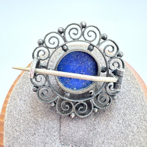 VTG Silver Tone Lapis Lazuli Bezel Set Scroll Design Brooch Size 1" Length - Picture 4 of 7